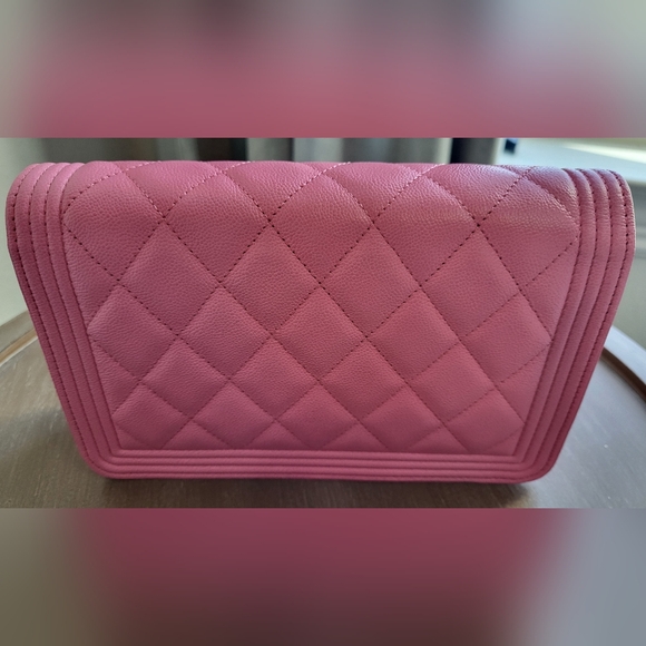 CHANEL NWT Boy WOC Quilted Caviar PINK - Picture 5 of 11